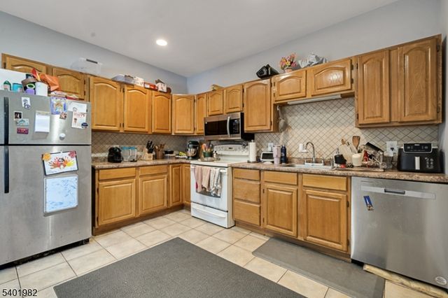 61 Arnold Ter, South Orange Village Twp., NJ 07079