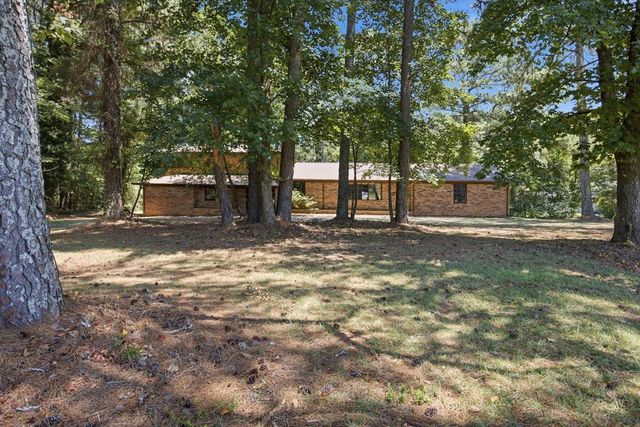 2286 NE Dawnville Beaverdale Road, Dalton, GA 30721