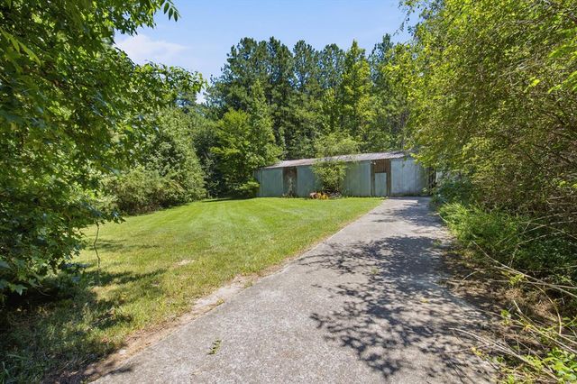 2286 NE Dawnville Beaverdale Road, Dalton, GA 30721