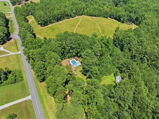 2286 NE Dawnville Beaverdale Road, Dalton, GA 30721