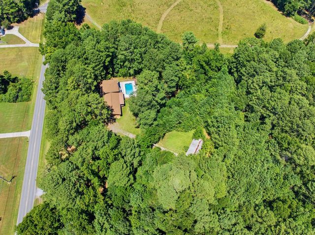 2286 NE Dawnville Beaverdale Road, Dalton, GA 30721