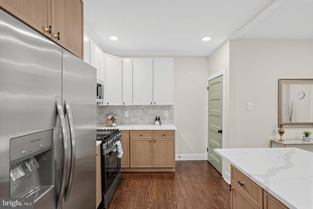 317 E VERNON, Philadelphia, PA 19119