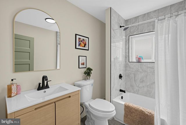 317 E VERNON, Philadelphia, PA 19119