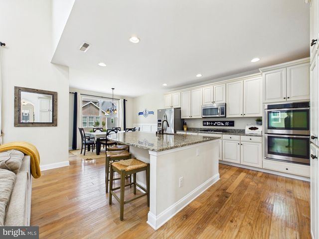 30034 SEASHORE PARK DR, Millville, DE 19967