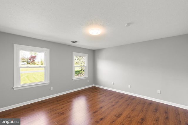 405 SPRING HOLLOW RD, Woodstock, VA 22664