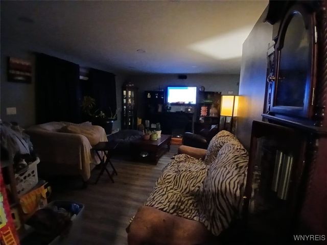 15 Alys Drive East, Cheektowaga, NY 14043