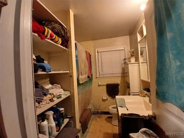 15 Alys Drive East, Cheektowaga, NY 14043