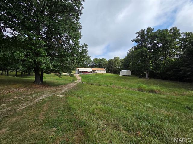 13982 State Route 21, De Soto, MO 63020