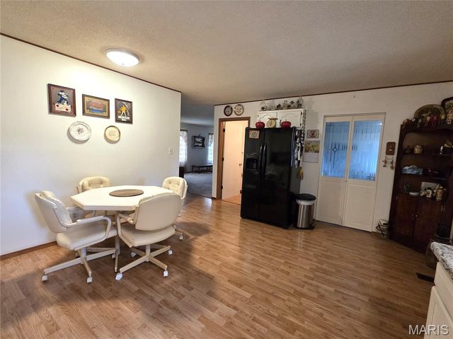 13982 State Route 21, De Soto, MO 63020