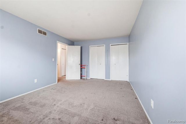 16371 Benmar Drive, Roseville, MI 48066