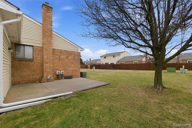 16371 Benmar Drive, Roseville, MI 48066