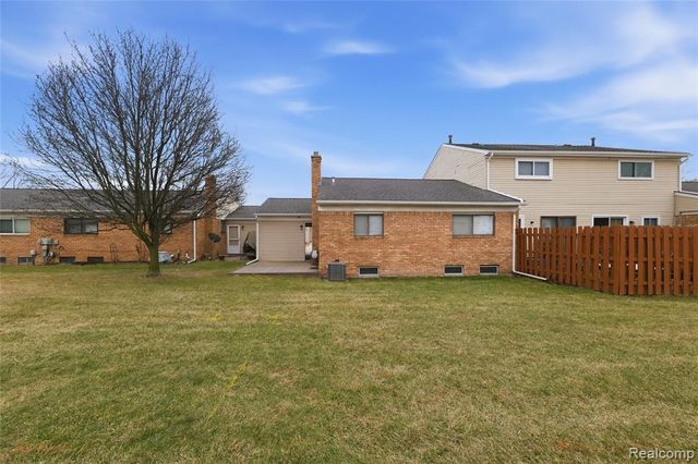 16371 Benmar Drive, Roseville, MI 48066