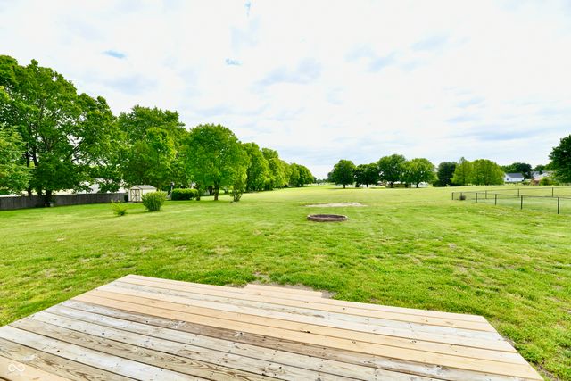 1095 S Teresa Drive, Martinsville, IN 46151