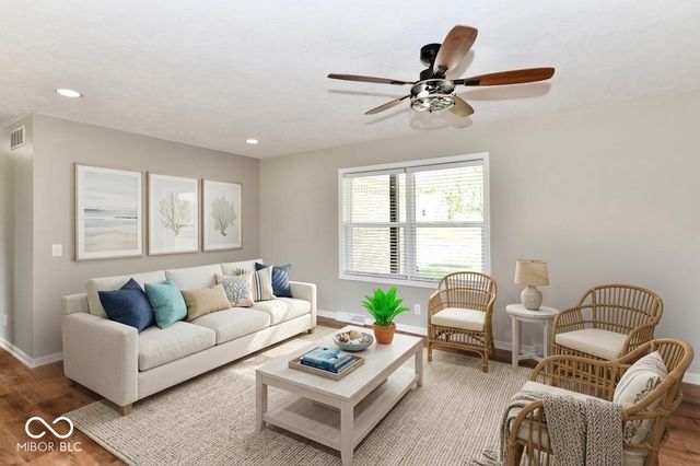 1095 S Teresa Drive, Martinsville, IN 46151