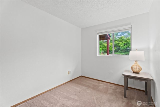 29452 34th Avenue S, Auburn, WA 98001