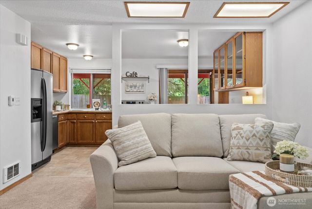 29452 34th Avenue S, Auburn, WA 98001