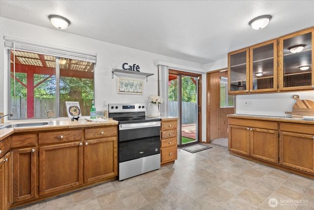 29452 34th Avenue S, Auburn, WA 98001