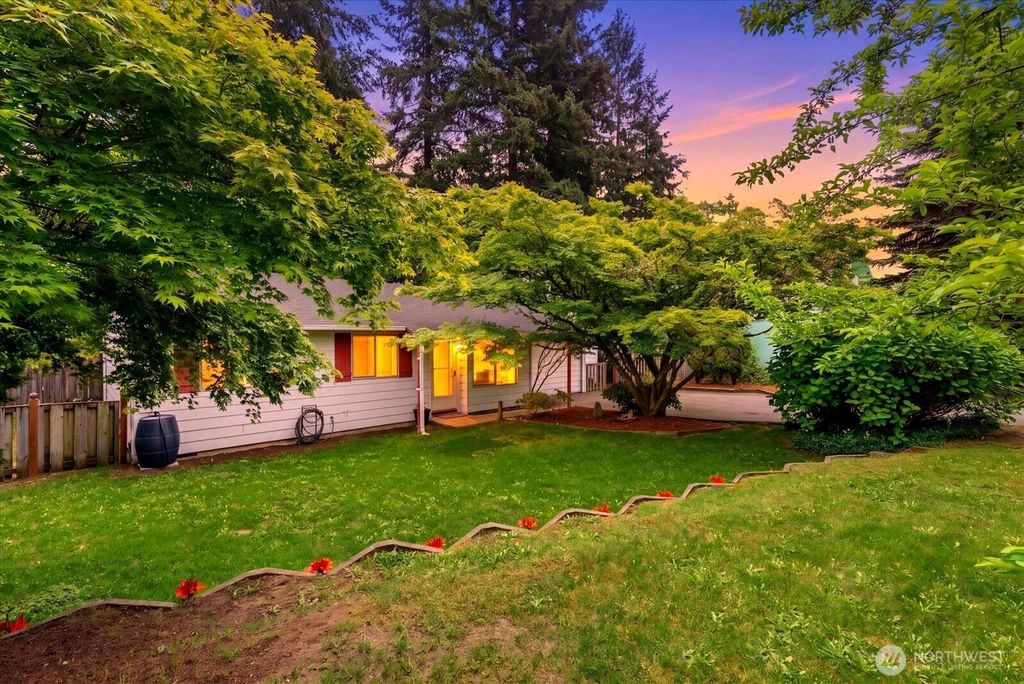 29452 34th Avenue S, Auburn, WA 98001