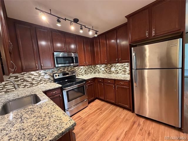 605 S Alton Way 9B, Denver, CO 80247