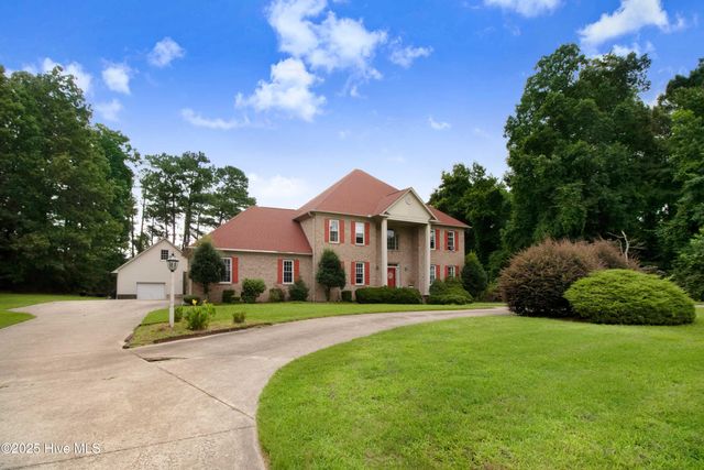 4904 Pebble Beach Circle, Wilson, NC 27896