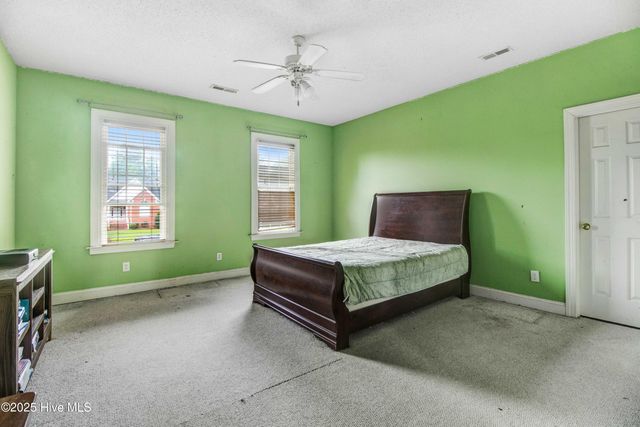 4904 Pebble Beach Circle, Wilson, NC 27896