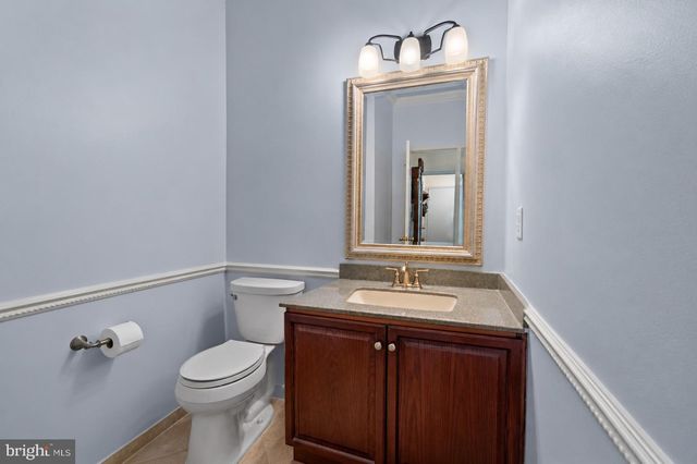 4804 LEIGHFIELD VALLEY DR, Chantilly, VA 20151