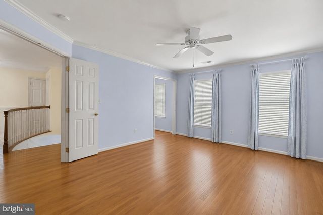 4804 LEIGHFIELD VALLEY DR, Chantilly, VA 20151