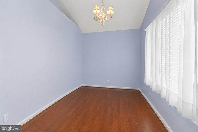 4804 LEIGHFIELD VALLEY DR, Chantilly, VA 20151