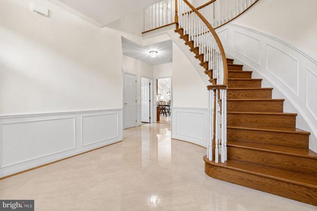 4804 LEIGHFIELD VALLEY DR, Chantilly, VA 20151