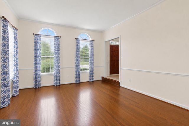 4804 LEIGHFIELD VALLEY DR, Chantilly, VA 20151