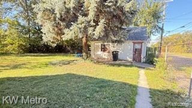 11739 Grandmont Avenue, Detroit, MI 48227