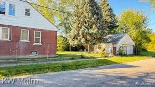 11739 Grandmont Avenue, Detroit, MI 48227