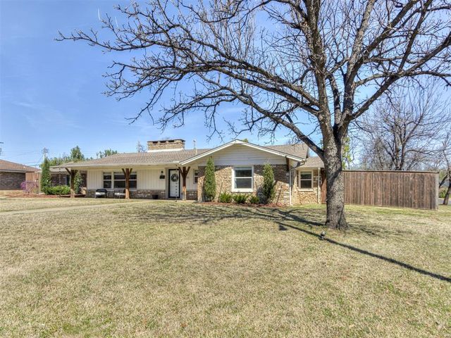 1501 Andover Court, The Village, OK 73120