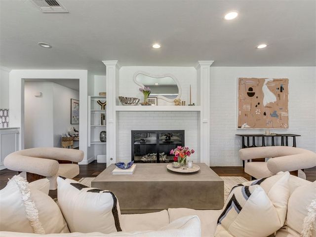 1501 Andover Court, The Village, OK 73120