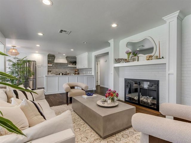 1501 Andover Court, The Village, OK 73120