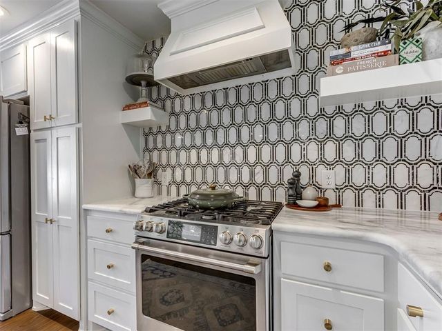 1501 Andover Court, The Village, OK 73120