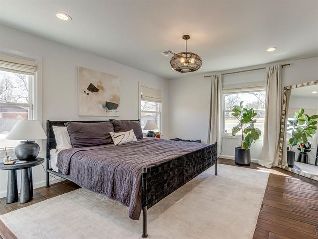 1501 Andover Court, The Village, OK 73120