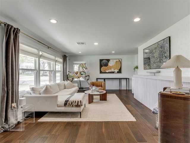 1501 Andover Court, The Village, OK 73120