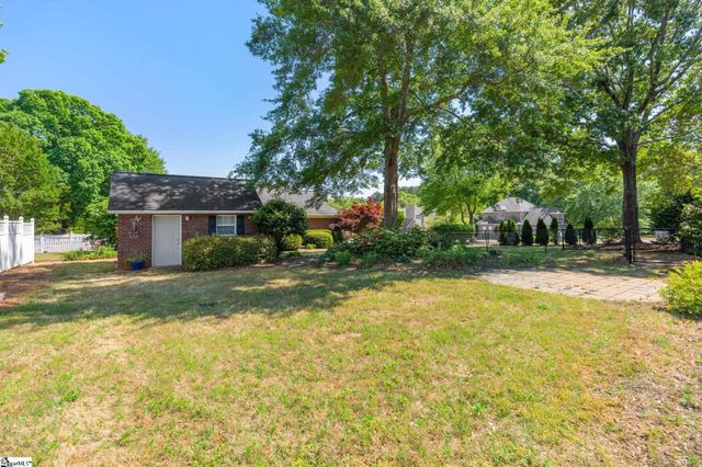 304 Misty Meadows Lane, Inman, SC 29349