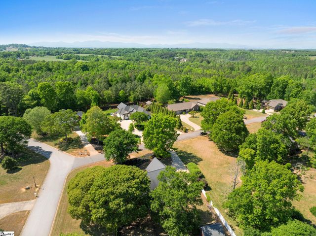 304 Misty Meadows Lane, Inman, SC 29349