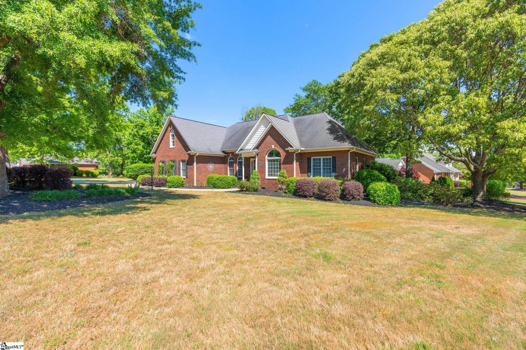 304 Misty Meadows Lane, Inman, SC 29349