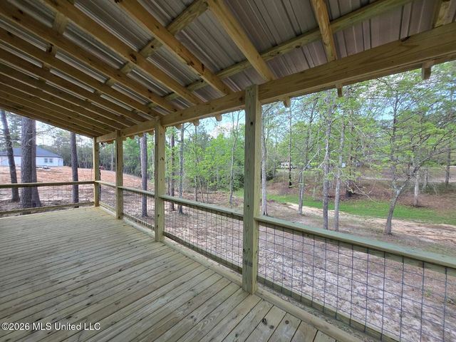 401 George Ford Road, Carriere, MS 39426