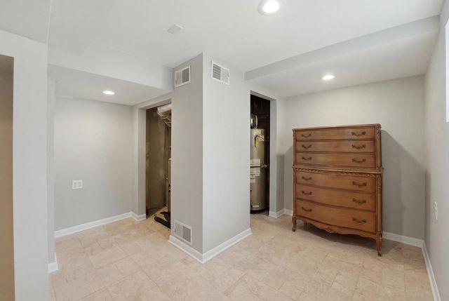 1610 Stockton Avenue, Des Plaines, IL 60018