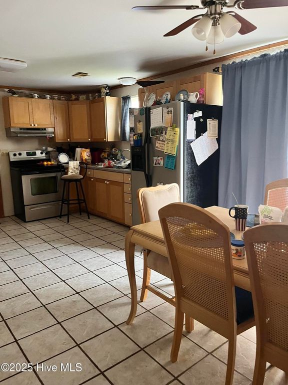 Image 10 of property listing at 1100 Shepard Street, Morehead City, NC 28557