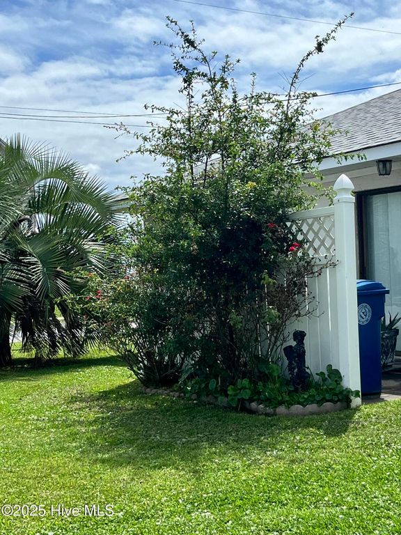 Image 4 of property listing at 1100 Shepard Street, Morehead City, NC 28557