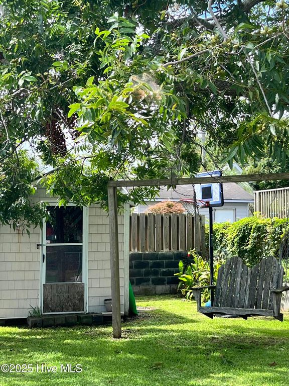 Image 5 of property listing at 1100 Shepard Street, Morehead City, NC 28557