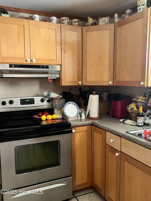 Image 9 of property listing at 1100 Shepard Street, Morehead City, NC 28557