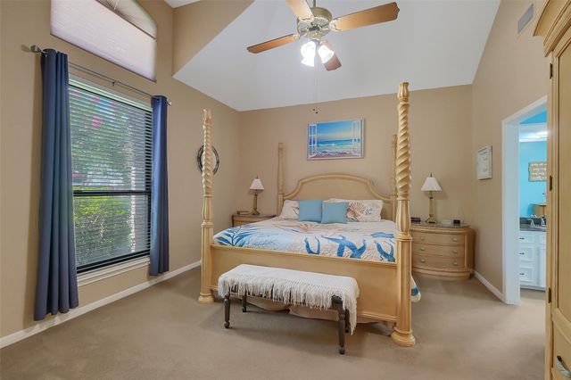 910 Millpond Drive, Sugar Land, TX 77498