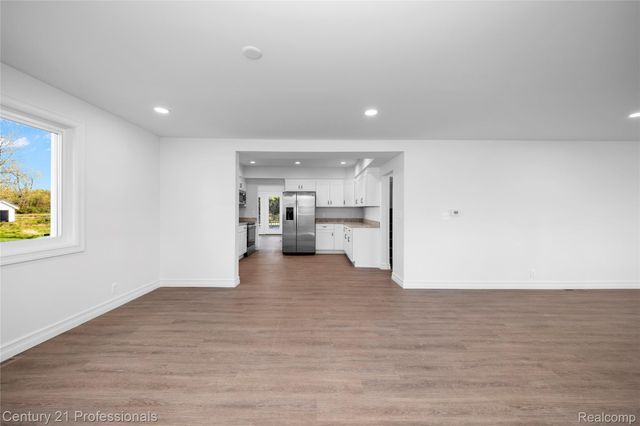 7359 Saint Clair Hwy Highway, East China Township, MI 48054