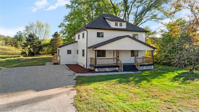 7359 Saint Clair Hwy Highway, East China Township, MI 48054